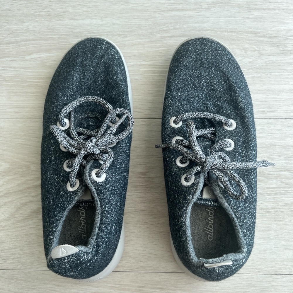 Allbirds Women’s Wool Runners - Picture 2 of 3